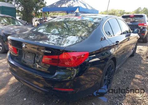 2019 BMW 530I xDrive z USA, uszkodzony, nr VIN WBAJA7C55KG909845